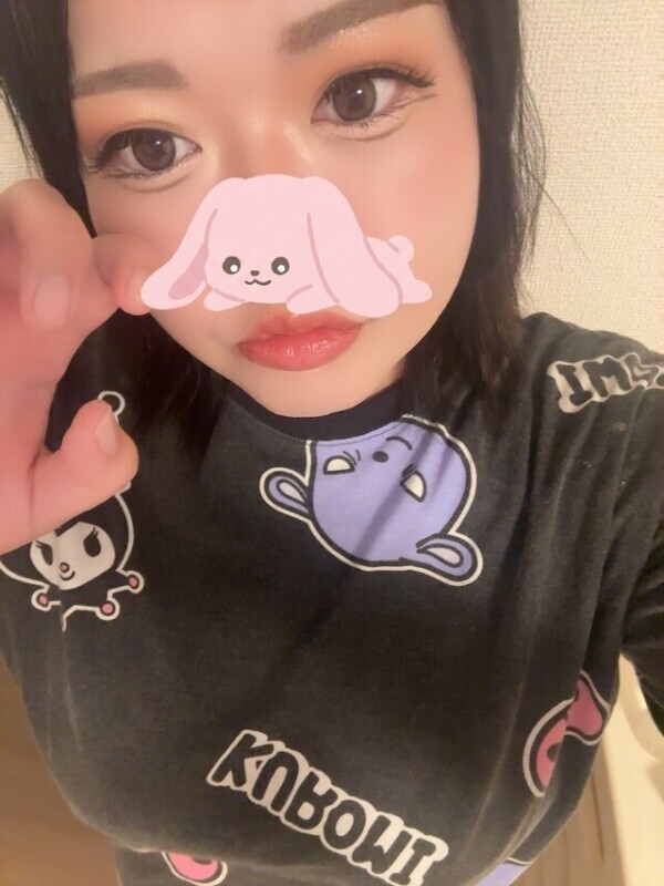 明日お昼間から出勤します☀️