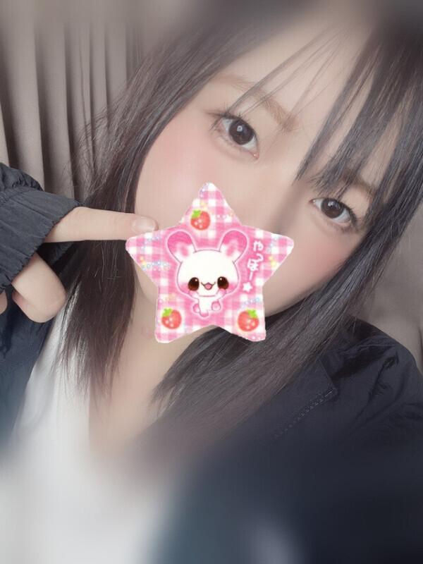 今日のお昼はカニカマおにぎり🦀