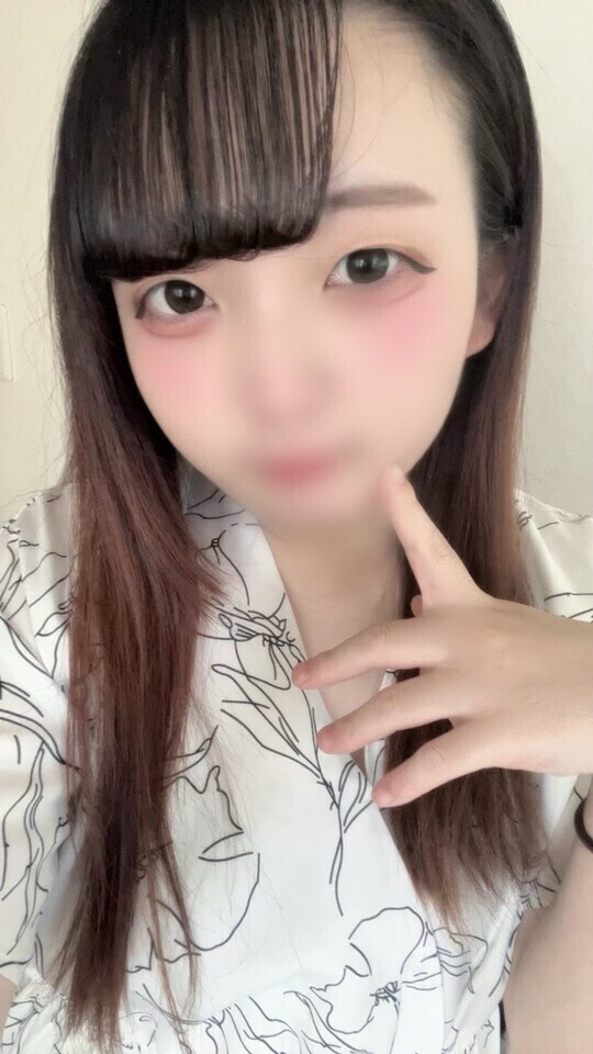密着して...？