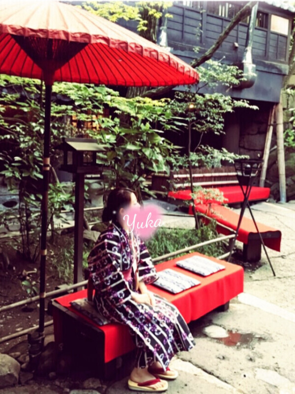 雨だから、ふたりで…♡
