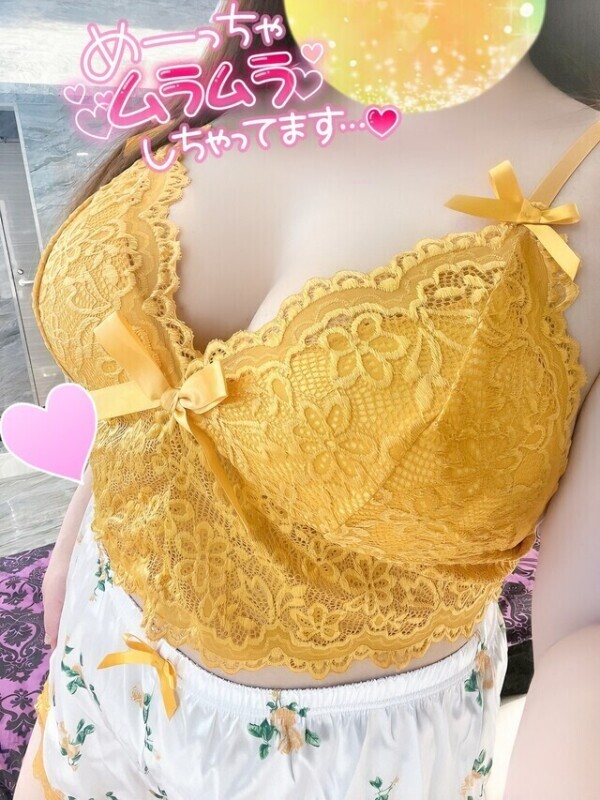 朝から生尻をさわさわ🤭💕