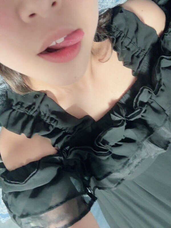 19時〜待ってるよん🩷💓