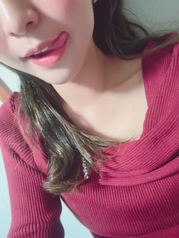 19時から1枠行けますよん😍😍😍