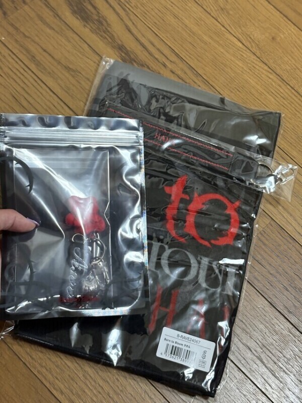 HANAちゃん🩷🩵🩷🩵