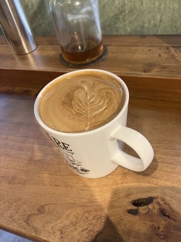 最近いった喫茶店のラテアート
