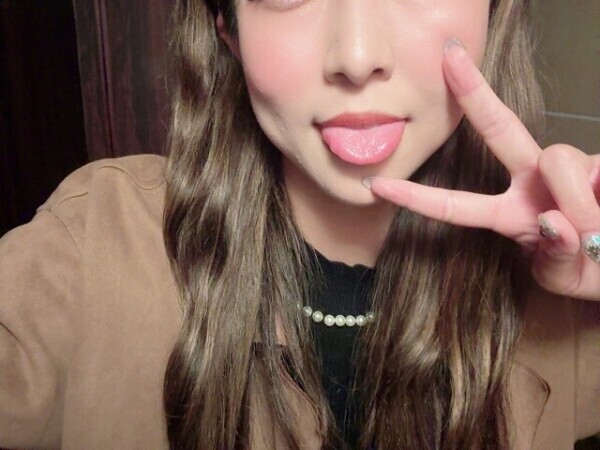 明日15時〜21時出勤するよぉ❣️
