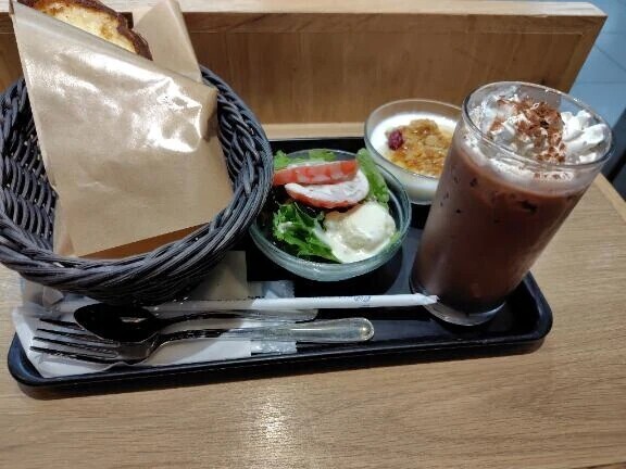 本日の朝ご飯🍞