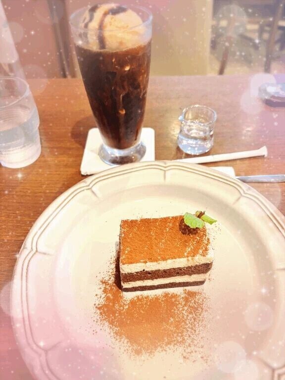 カフェ活しながら。。