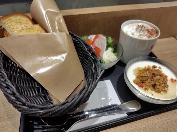 本日の朝ご飯🍞