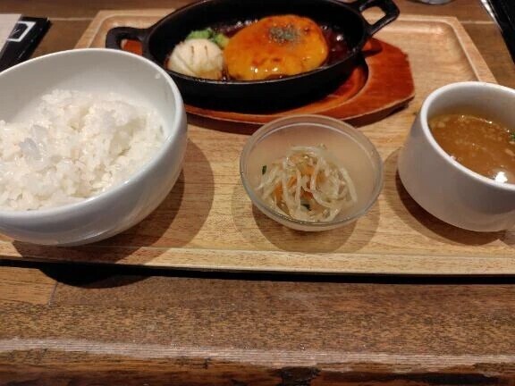 本日のランチ🍚