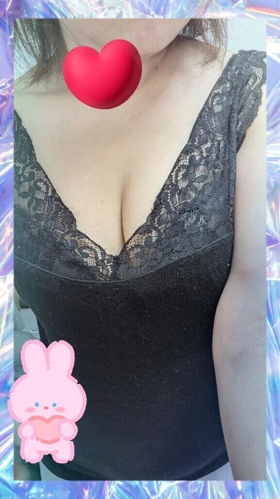 黒キャミは好き？