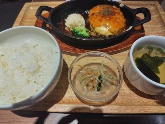 本日のランチ🍚