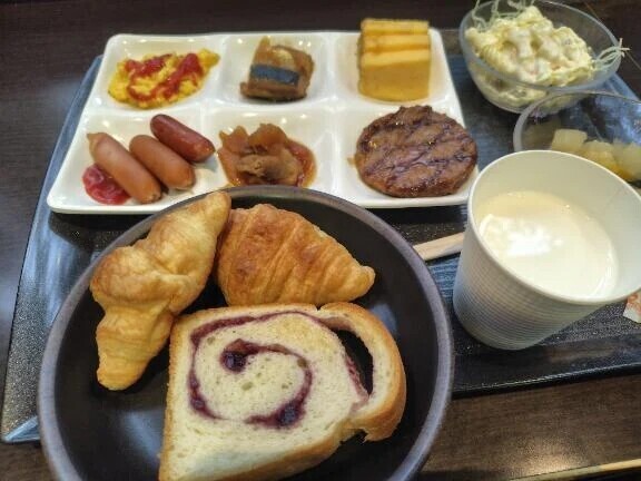 本日の朝ご飯🍞
