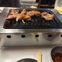 足立