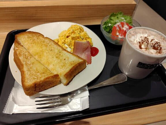 本日の朝ご飯🍞