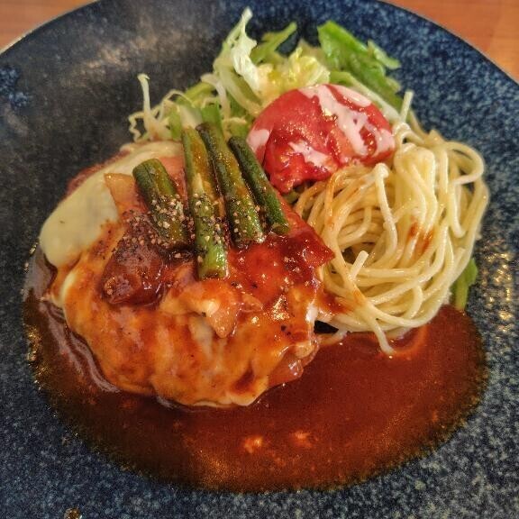 とりあえずちゃんとしたランチ🍚