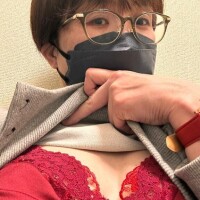 事務所待機♪(´ε｀ )〜チュ〜