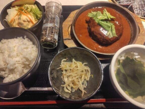 本日のランチ🍚