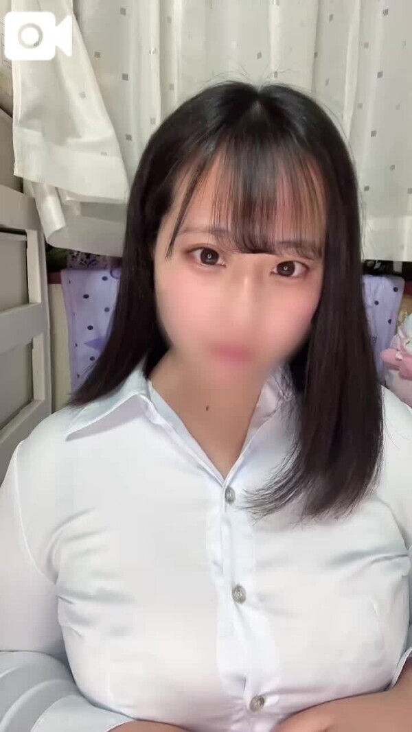 ドキドキ先輩後輩♡秘密の動画見逃さないでね📷💗