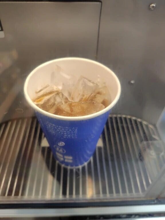 アイスカフェラテ☕