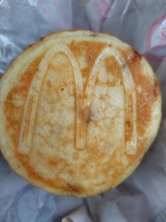 本日は営業の事務所に1人かと思いきや💦