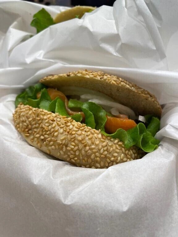 食いしん坊(⸝⸝⸝ᵒ̴̶̷﹃ ᵒ̴̶̷⸝⸝⸝)