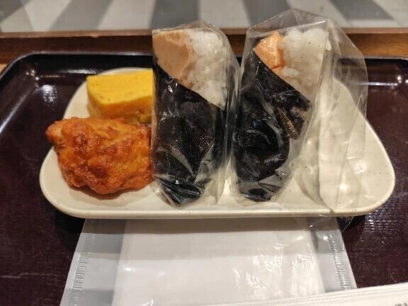 本日のランチ🍙