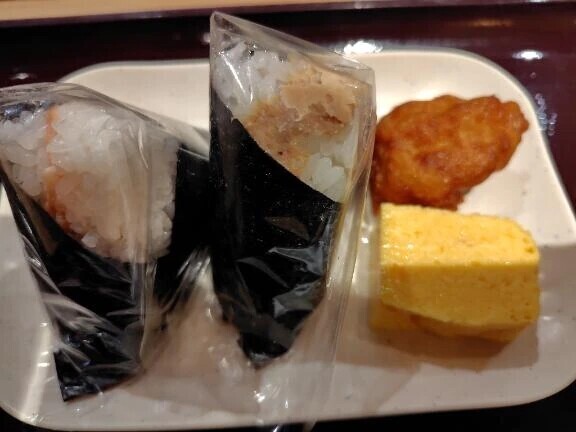 本日の夕飯🍙