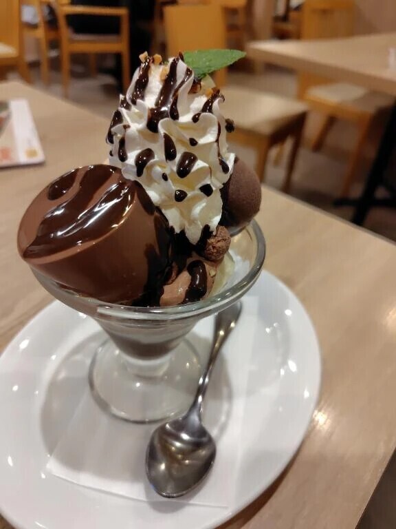 昨日のデザート🍫