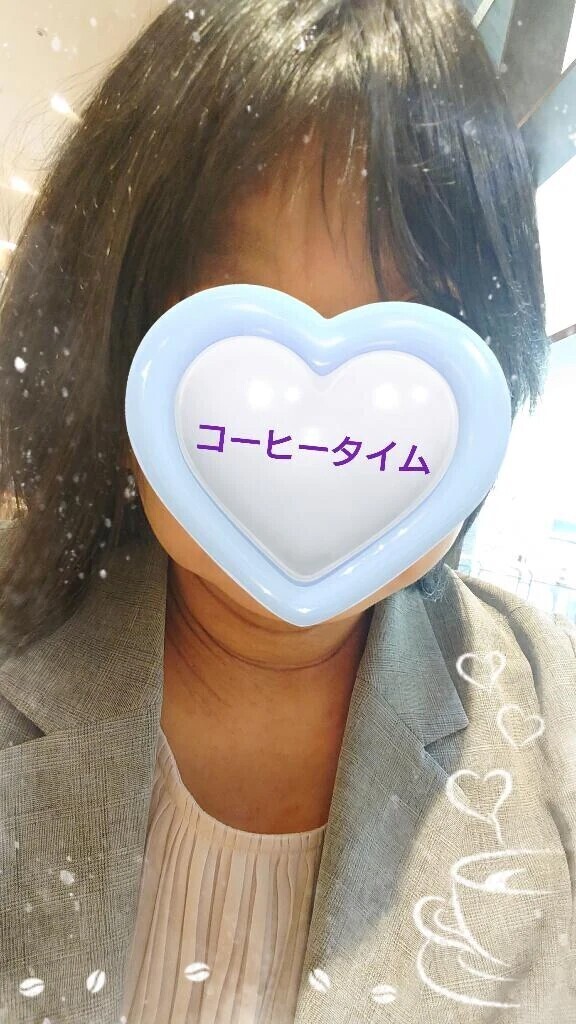 曇ってますね。。。