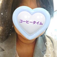 曇ってますね。。。
