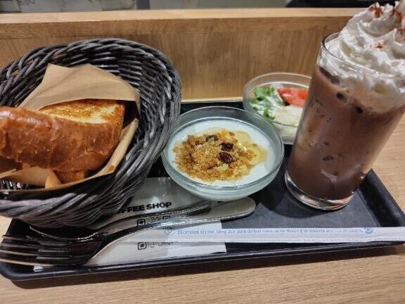 本日の朝ご飯🍞