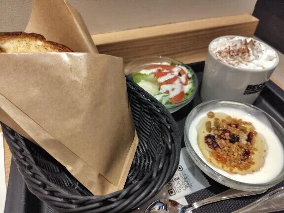 本日の朝ご飯🍞