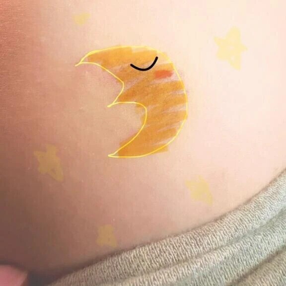 足に三日月🌙