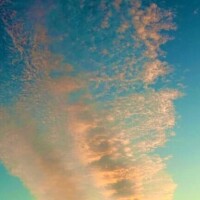みと