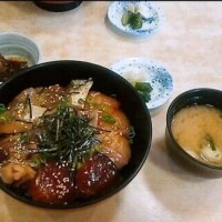 食べるの大好き( "´༥`"  )♡