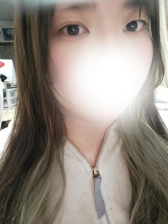 本日出勤します(ง •̀_•́)ง