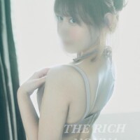 ?8月 事前ご予約特典?