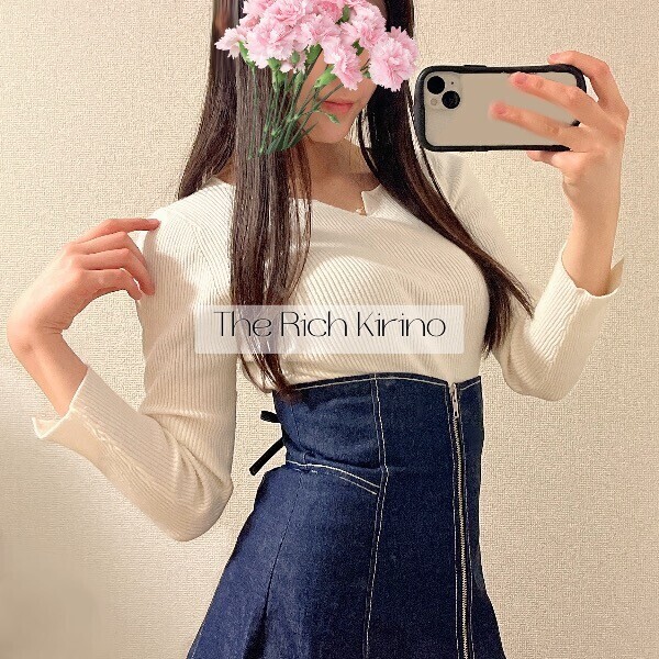 4/12デビュー✨