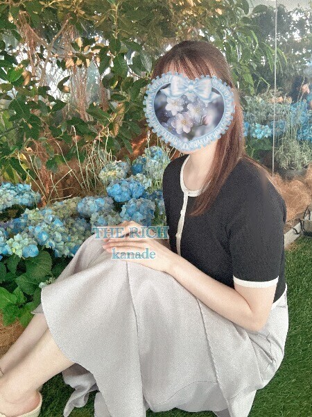 ちょっぴり大人を意識して🖤🩶🤍🖤