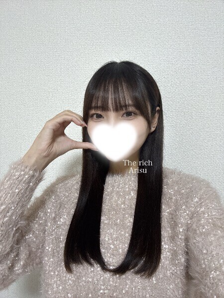 ピンクのキラキラニットで参戦🎀