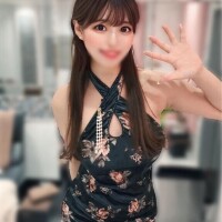 れんかのチャイナ姿、見てくれますか???