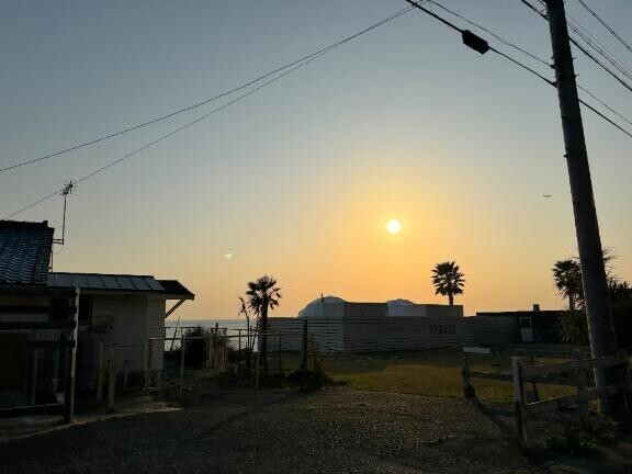夕焼けと共に??