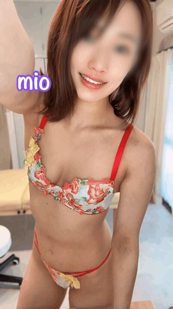 蜜室で始まる愛の儀式…