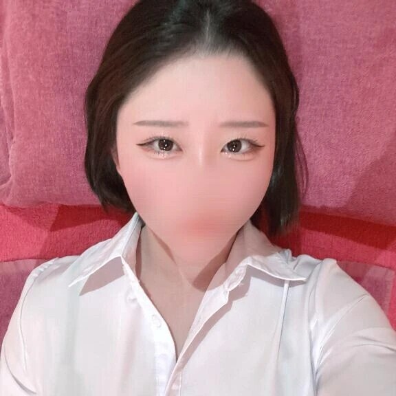 🙇🏻‍♀️🙇🏻🙇🏻‍♂️