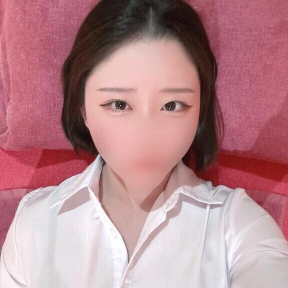 🙇🏻‍♀️🙇🏻🙇🏻‍♂️