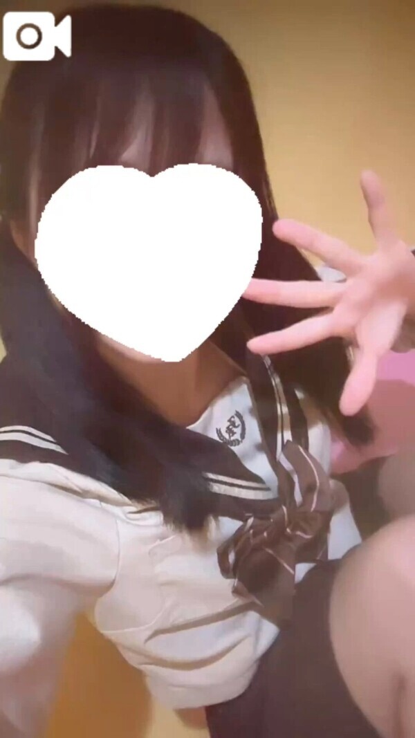 ⋆⸜👋🏻⸝‍⋆