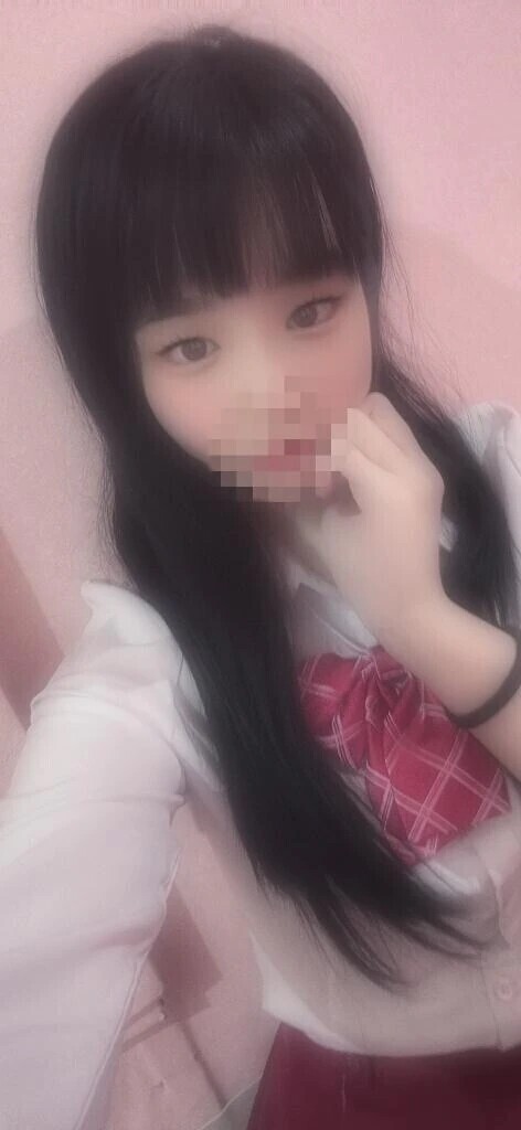 hくん