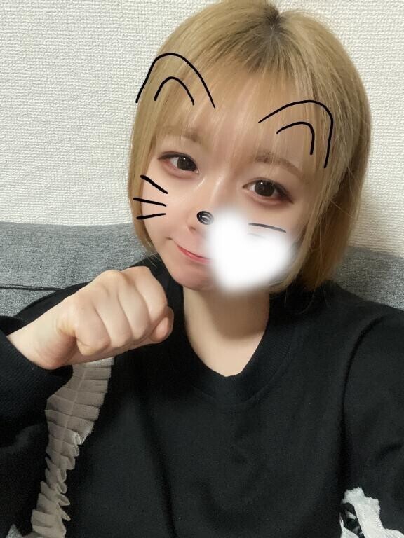 ネコぱんち‼️