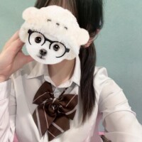 👧🏻‎🎀